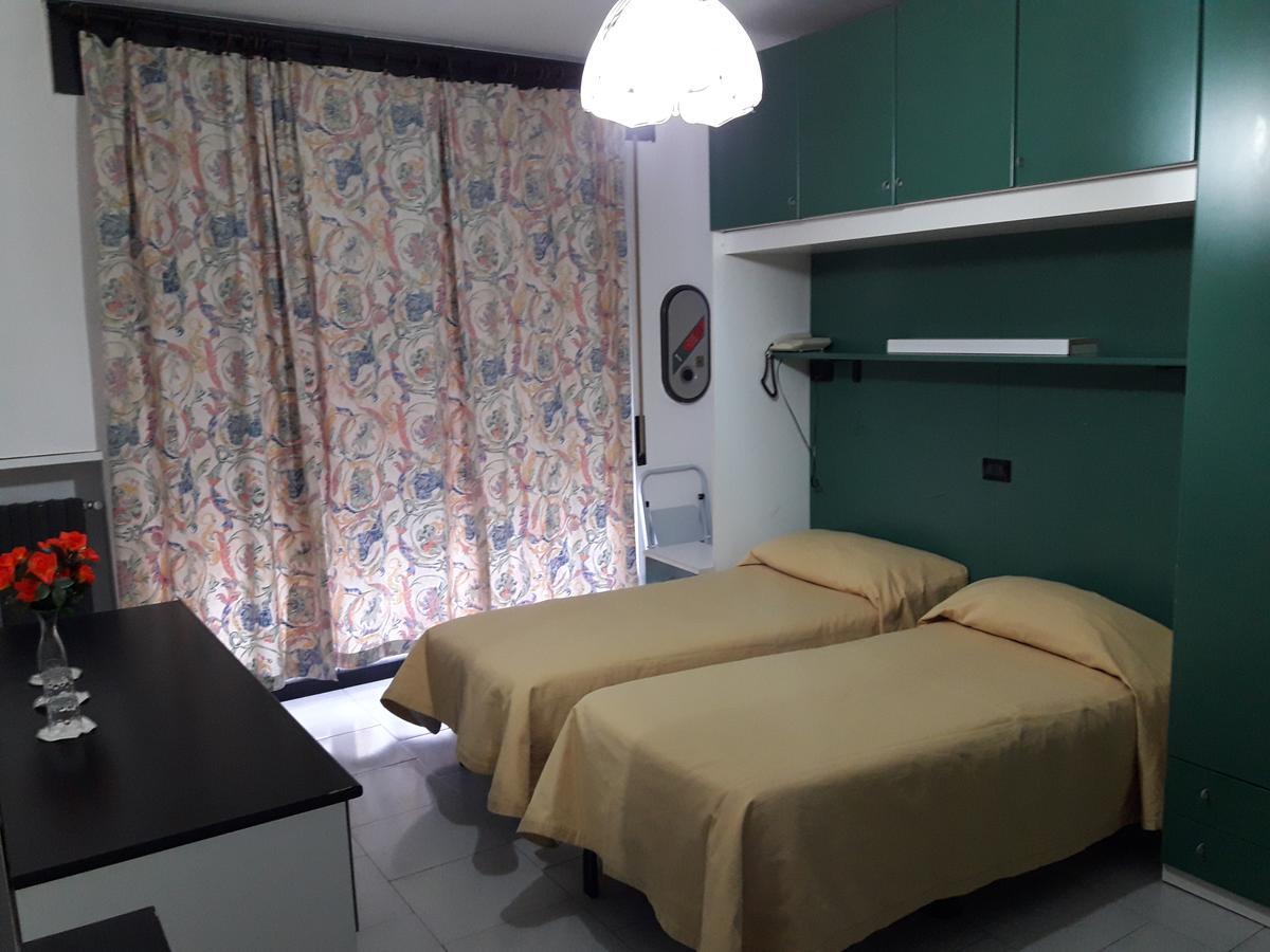 Albergo Piccadilly 메도라고 외부 사진