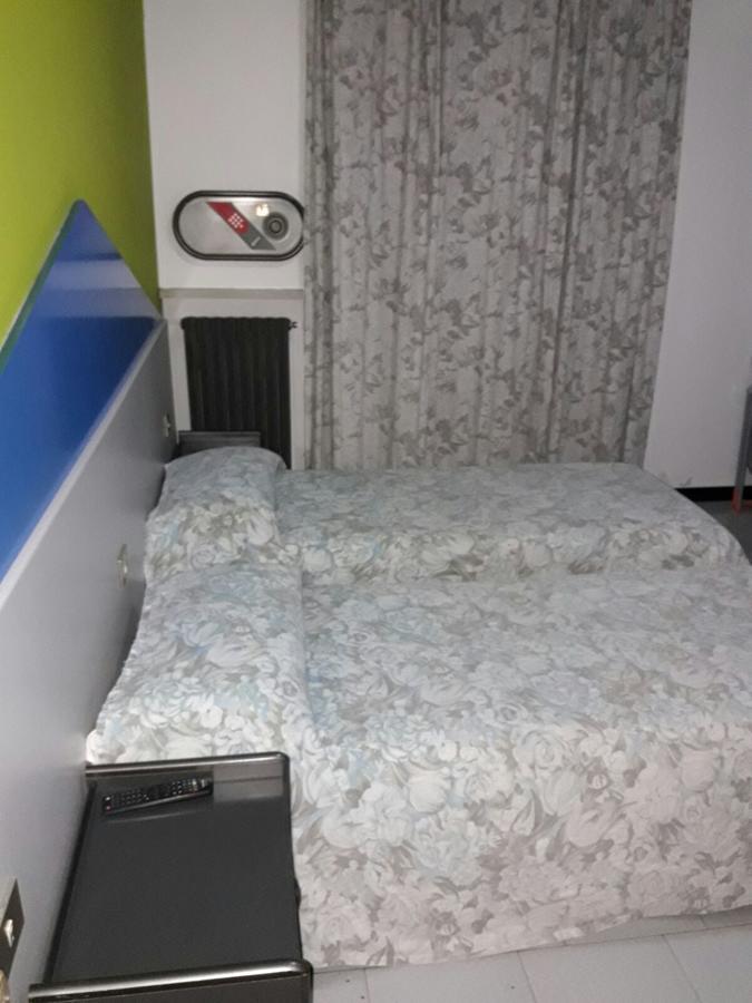 Albergo Piccadilly 메도라고 외부 사진